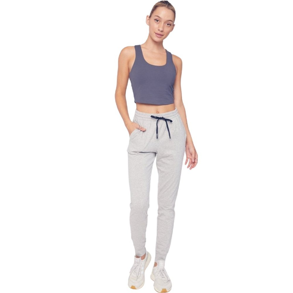 Take Your Everyday Look Up a Notch with This Lightweight Jogger